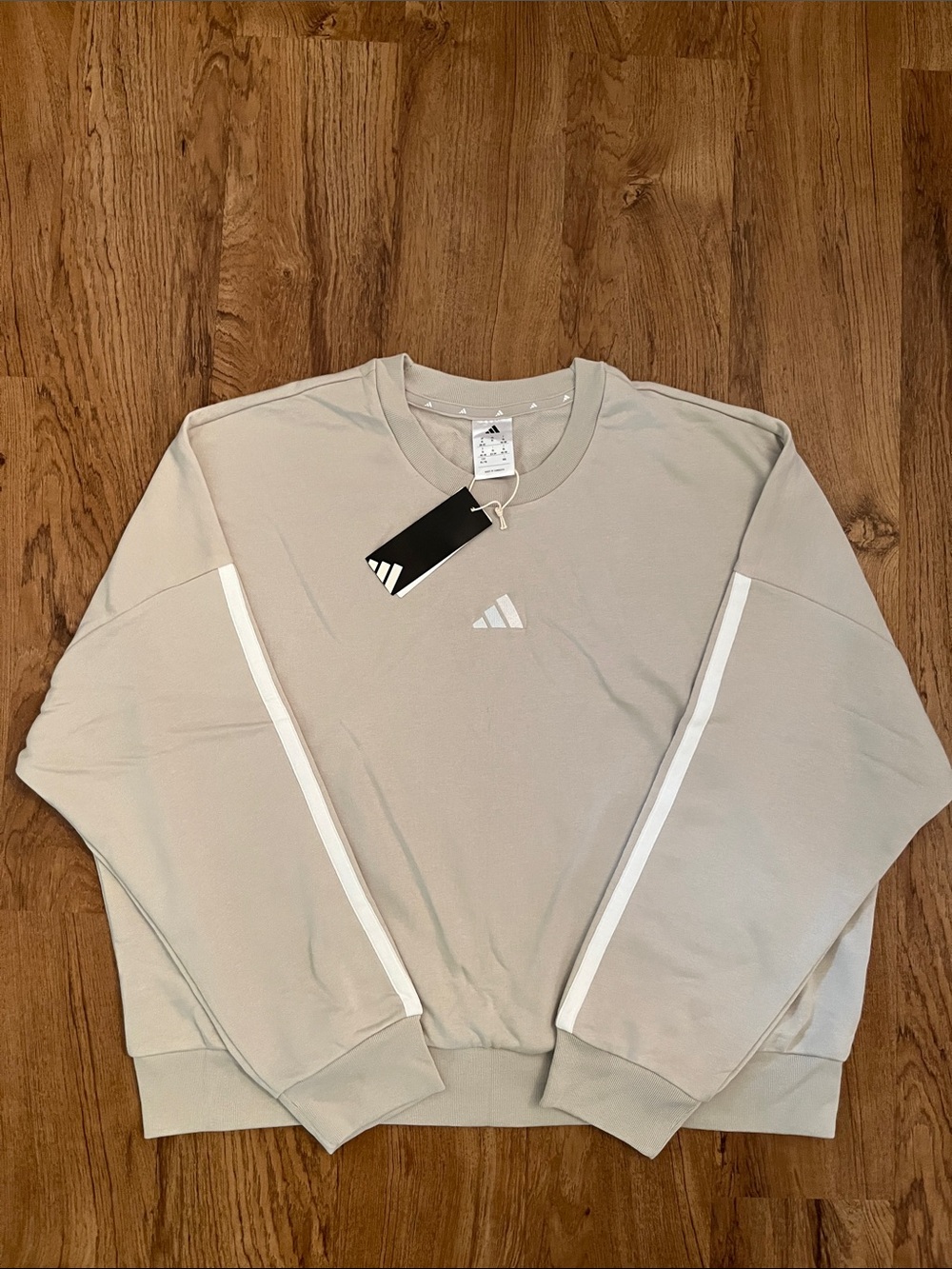 NWT Adidas Essentials 3-Stripe Sweatshirt